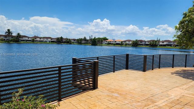 2588 W 64th St, Hialeah, FL 33016