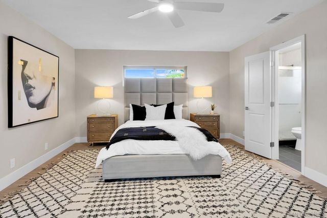 1940 W El Norte Parkway, Escondido, CA 92026