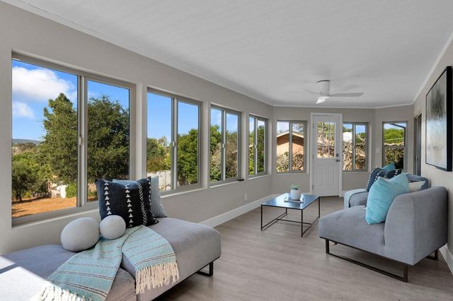 1940 W El Norte Parkway, Escondido, CA 92026