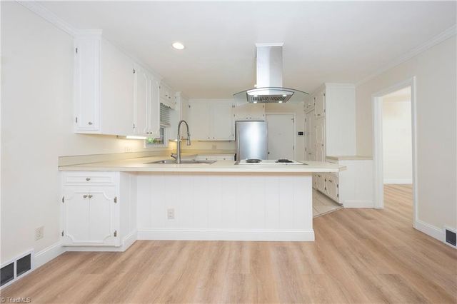2960 Ormond Drive, Winston-salem, NC 27106