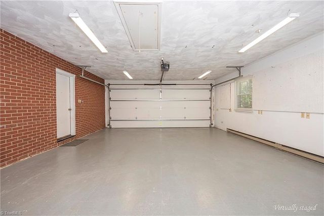 2960 Ormond Drive, Winston-salem, NC 27106