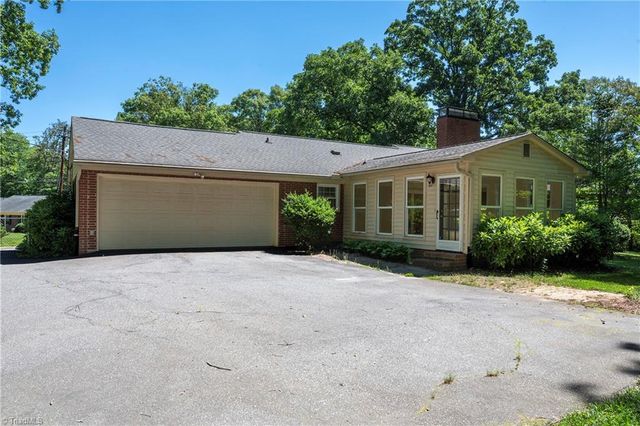 2960 Ormond Drive, Winston-salem, NC 27106