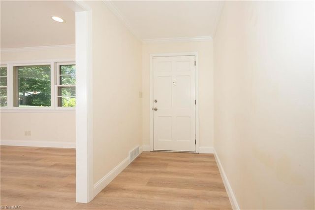 2960 Ormond Drive, Winston-salem, NC 27106