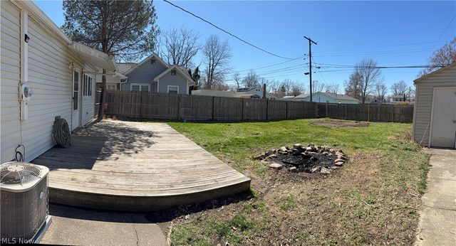 232 Parkland Boulevard, Vermilion, OH 44089