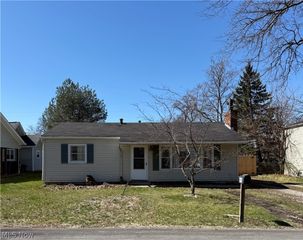 232 Parkland Boulevard, Vermilion, OH 44089