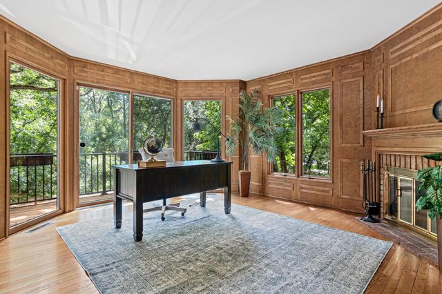 2 Crocus Lane, North Oaks, MN 55127