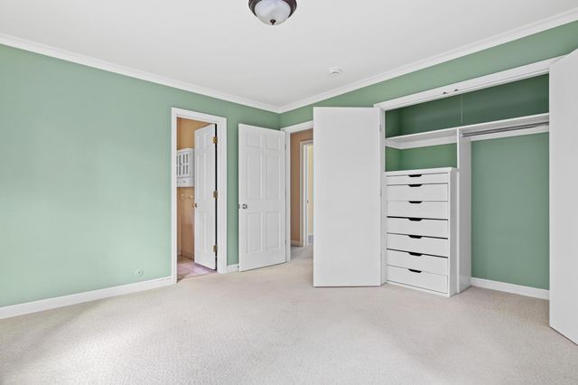 2 Crocus Lane, North Oaks, MN 55127