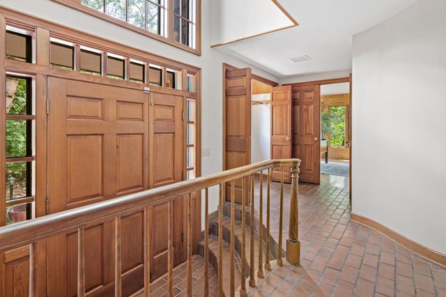2 Crocus Lane, North Oaks, MN 55127
