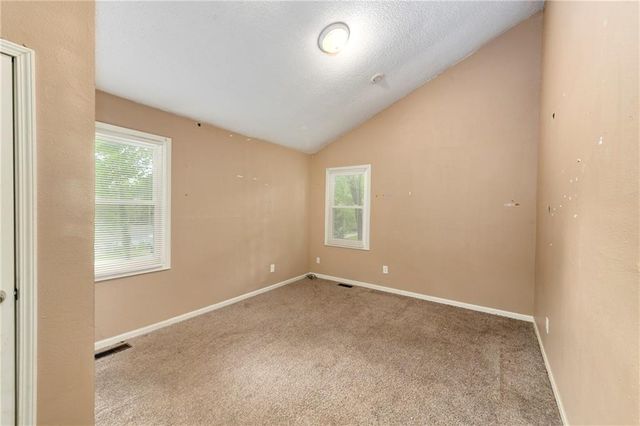 405 S BELLEMERE Road, Blue Springs, MO 64015