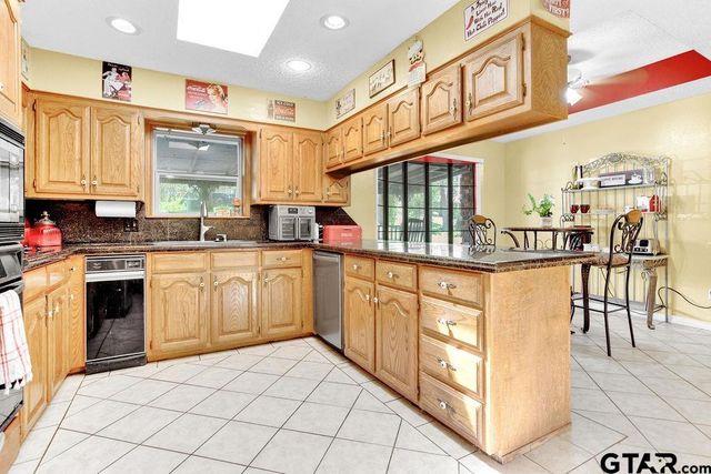 1511 Dolly Lane, Hideaway, TX 75771