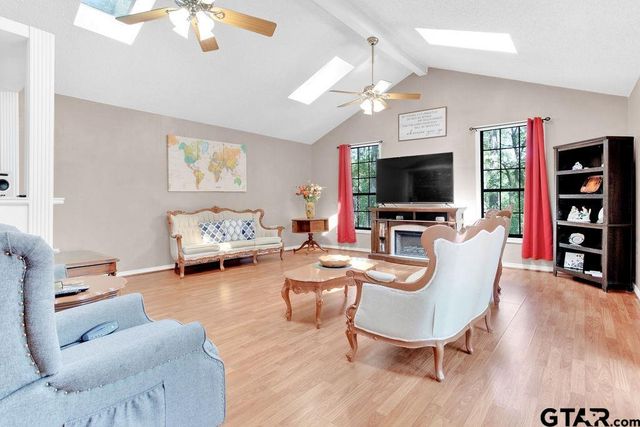 1511 Dolly Lane, Hideaway, TX 75771