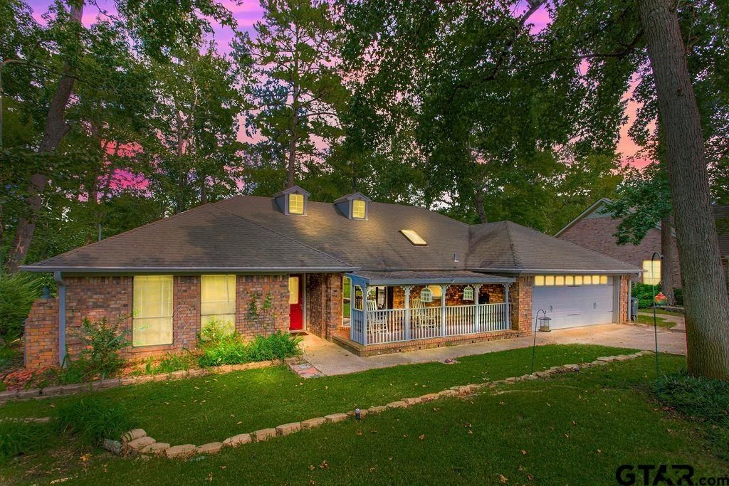 1511 Dolly Lane, Hideaway, TX 75771