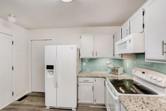 790 County Road F W 66, Shoreview, MN 55126