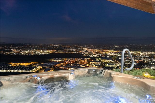 42365 Vista Montana Court, Temecula, CA 92590