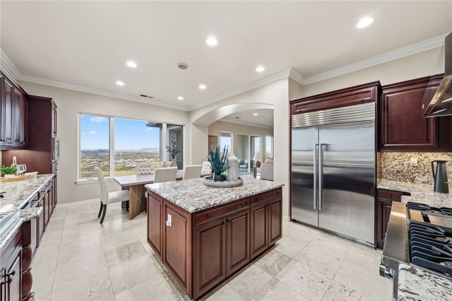 42365 Vista Montana Court, Temecula, CA 92590