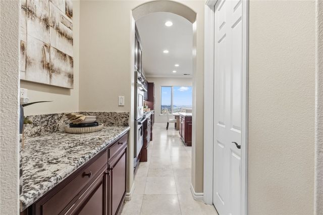 42365 Vista Montana Court, Temecula, CA 92590