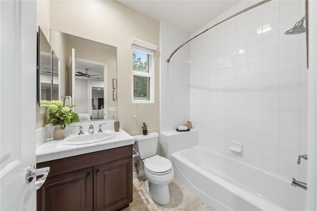 42365 Vista Montana Court, Temecula, CA 92590