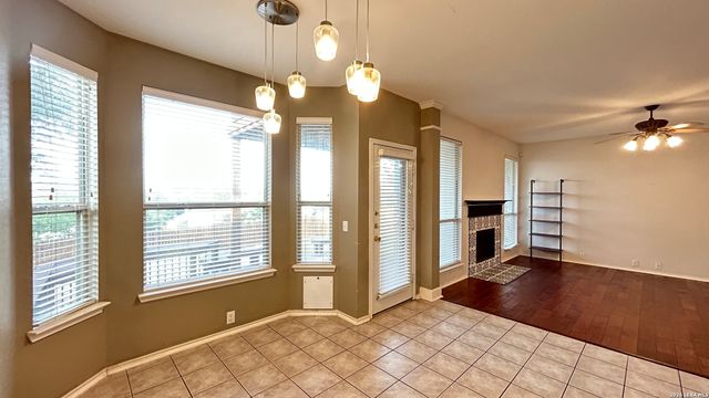 21227 RIO SABINAL, San Antonio, TX 78259