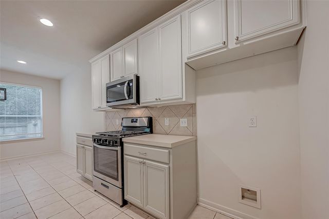 22 Stone Arrow Place, The Woodlands, TX 77382