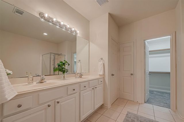22 Stone Arrow Place, The Woodlands, TX 77382