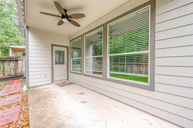 22 Stone Arrow Place, The Woodlands, TX 77382