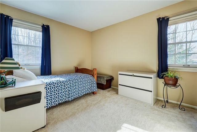 1237 Bucks Run, Webster, NY 14580