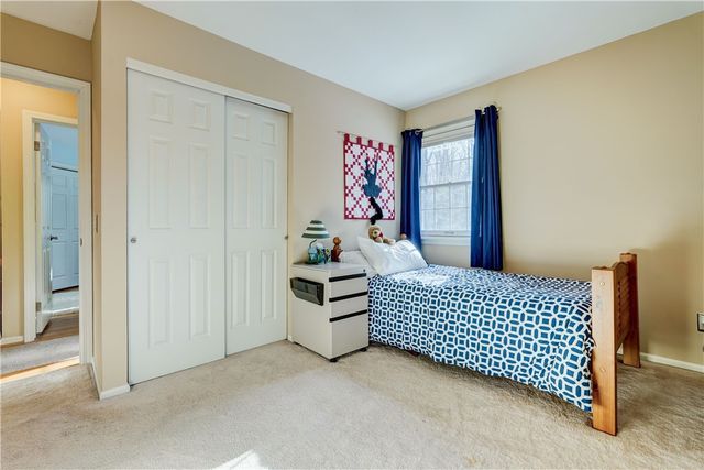 1237 Bucks Run, Webster, NY 14580