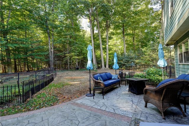 1237 Bucks Run, Webster, NY 14580