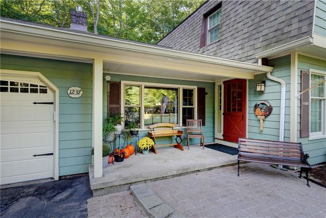 1237 Bucks Run, Webster, NY 14580