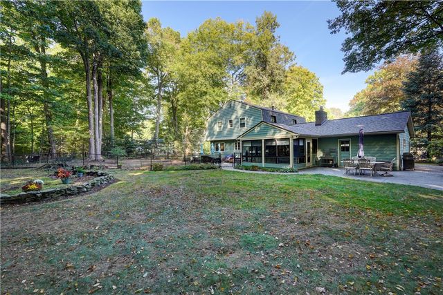 1237 Bucks Run, Webster, NY 14580