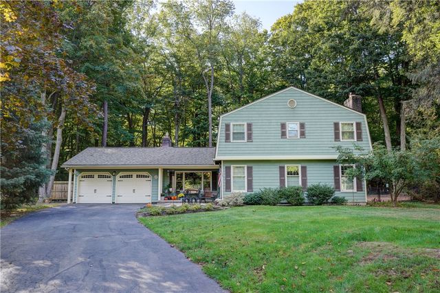 1237 Bucks Run, Webster, NY 14580