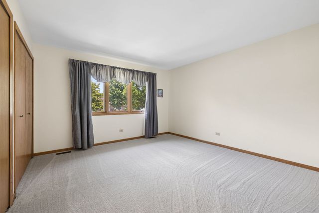 17701 Pennsylvania Court, Orland Park, IL 60467