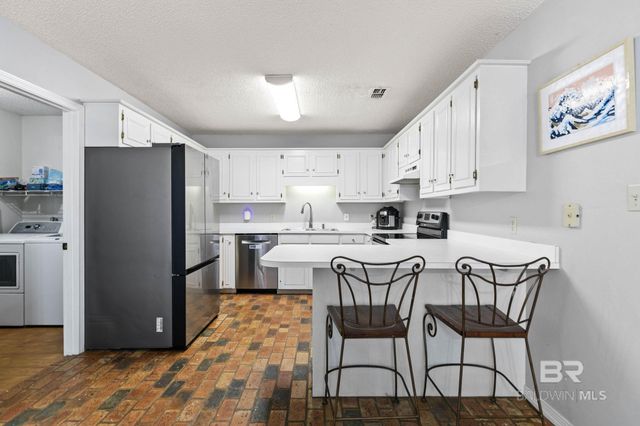 109 Meadow Wood Drive, Daphne, AL 36526