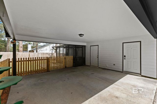 109 Meadow Wood Drive, Daphne, AL 36526