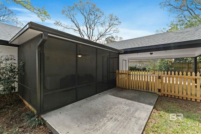 109 Meadow Wood Drive, Daphne, AL 36526