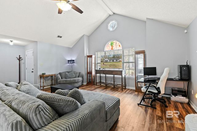 109 Meadow Wood Drive, Daphne, AL 36526