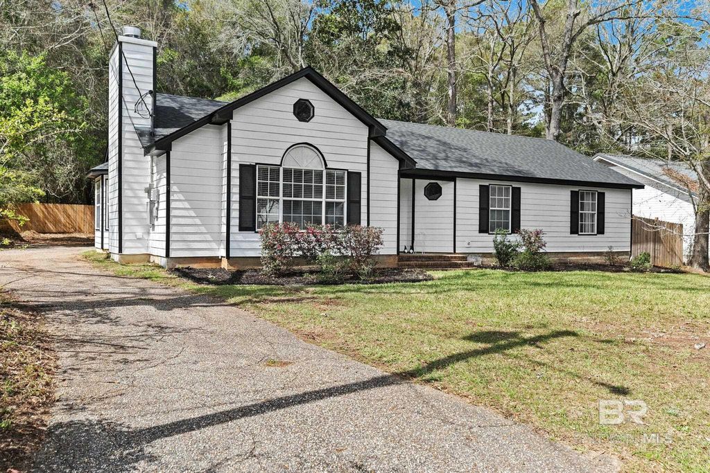 109 Meadow Wood Drive, Daphne, AL 36526