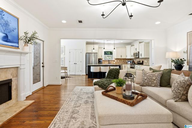 6020 EAGLE POINT CIRCLE, Birmingham, AL 35242