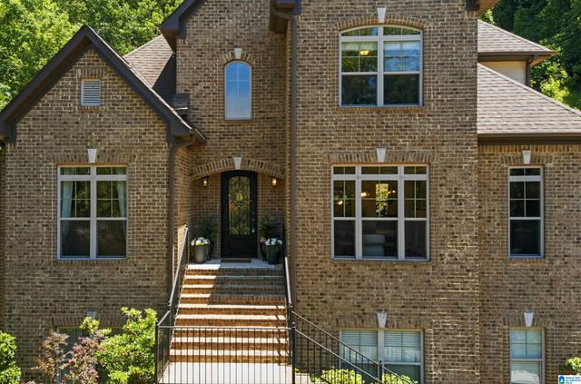 6020 EAGLE POINT CIRCLE, Birmingham, AL 35242