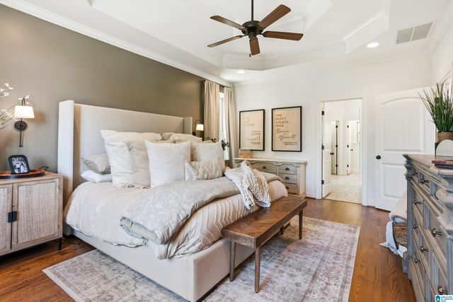 6020 EAGLE POINT CIRCLE, Birmingham, AL 35242