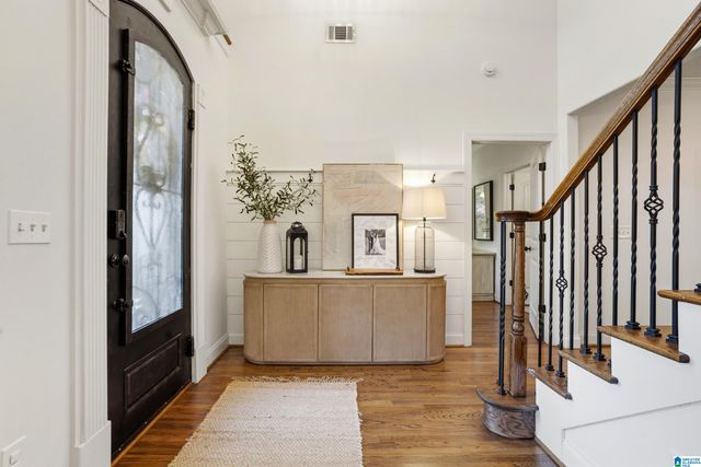6020 EAGLE POINT CIRCLE, Birmingham, AL 35242