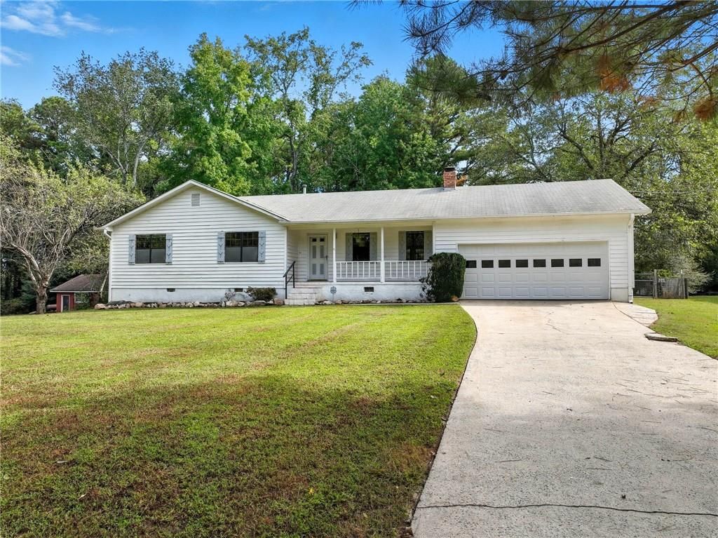 2105 Tropicana Drive, Suwanee, GA 30024