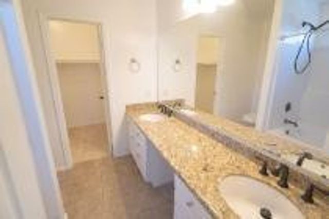 1492 N Saddle Street, Gilbert, AZ 85233