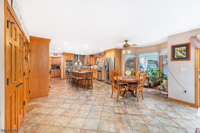 48 Sand Pond Rd, Hardyston Twp., NJ 07419