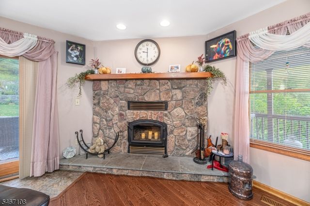 48 Sand Pond Rd, Hardyston Twp., NJ 07419