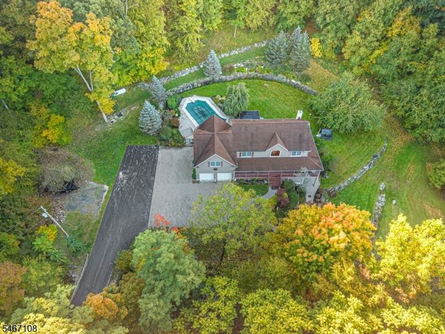 48 Sand Pond Rd, Hardyston Twp., NJ 07419
