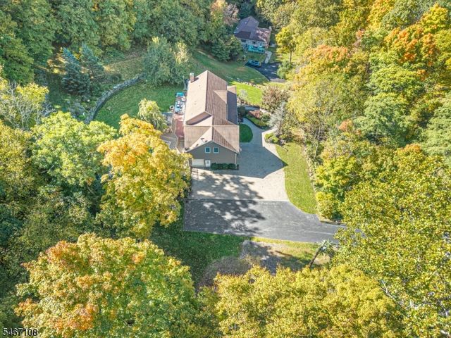 48 Sand Pond Rd, Hardyston Twp., NJ 07419