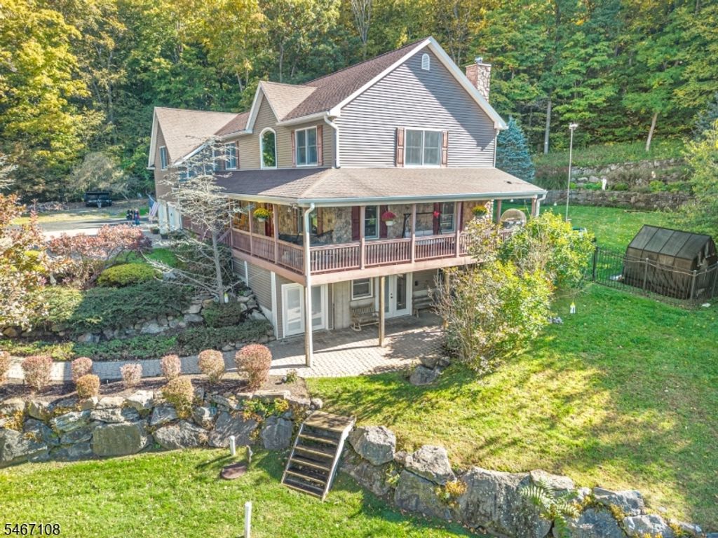 48 Sand Pond Rd, Hardyston Twp., NJ 07419 — exterior