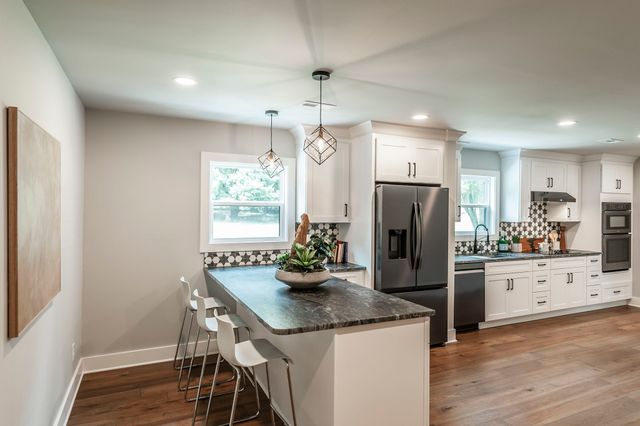 628 Vaughans Gap Rd, Spring Hill, TN 37174