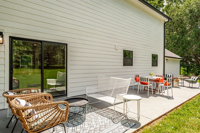 628 Vaughans Gap Rd, Spring Hill, TN 37174